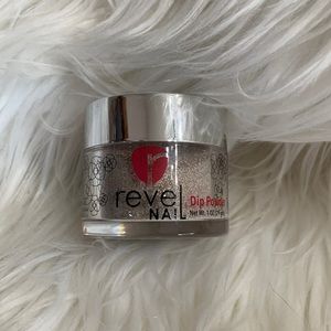Revel Nail Dip Powder in Prosecco